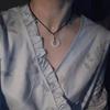 Collar con hebilla de paz y campana pequeña para mujer, estilo antiguo, diseño de nicho, collar con anillo de jade de la paz tejido de estilo nacional para hombres y mujeres.