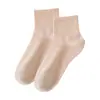 Calcetines Deportivos de Color Sólido para Mujer al por Mayor en Zhuji, Calcetines Cortos de Primavera y Verano, Calcetines Dopamina Delgados, Calcetines Cortos de Colores Caramelo