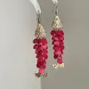 Peixe Escarlate RadiânciaEstilo Artístico Peixe de Metal Disco Rosa-Choque Brincos com Franja, Brincos com Vibe de Verão para Férias