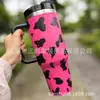 Nuevo Modelo 2024 Taza para Coche de 40 oz con Asa, Taza Aislada con Popote, Taza de Hielo para Mantener Frío Montada en Coche, Taza de Agua de Vaca con Estampado de Leopardo