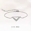 Collar Triangular de Piedra Natural Colorida con Diamantes Completos Estilo Old Money, Lujo Ligero, Sensación de Alta Gama, Cadena Sencilla y Exquisita para la Clavícula, Versátil y Elegante