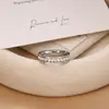 Anillo delgado dulce de capas para mujer, anillo abierto en forma de corazón exquisito y versátil, anillo de dedo índice moderno de alta gama estilo ins