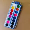 Juego de pintura de acuarela sólida semiseca al por mayor transfronteriza, pintura artística, acuarela en polvo, caja de plástico, conjunto de pinceles