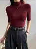 Camiseta negra de cuello alto medio, manga media para mujer, nueva colección otoño/invierno 2026, elegante y ajustada, top de capa base de manga de tres cuartos