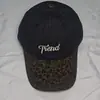 Gorra de Béisbol Retro Estampado de Leopardo Color Bloqueado para Hombre y Mujer, Versátil y Adelgazante para la Cara, con Bordado de Letras