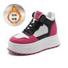 Sapatos Femininos 2026 Primavera Novo Estilo Sapatos Casuais com Aumento de Altura Escondido, Sola Macia, Confortáveis, Sola Grossa, Forrados com Lã, Tênis Brancos de Cano Alto