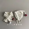 Lindo Conjunto de Bufanda y Gorro con Protección Auditiva Briquette para Niños y Niñas Otoño e Invierno Felpa Gruesa Cálida Gorro con Cordones