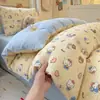 2026 Novo Modelo Algodão Macio Bolha Puff Cama de Estudante Dormitório Cama de Solteiro Conjunto de Três ou Quatro Peças