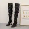 Botas altas hasta la rodilla para mujer, ventas directas de fábrica, nuevos estilos otoño/invierno, punta fina europea y americana, tacones de aguja, tallas grandes, botas de mujer plisadas de moda