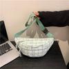 Celebridad de internet moda elegante nuevo todo-fósforo artístico gran capacidad hombro estilo coreano estilo occidental bolso de hombro bolso de pecho para mujer riñonera
