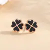 Pendientes Dulces de Trébol de la Suerte para Mujer, Pendientes de Lujo Ligero de Nicho de Gama Alta, Pendientes Mini de Temperamento para el Trabajo, Venta al por Mayor