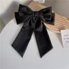 Horquilla de satén texturizada con lazo grande negro, estilo Hepburn francés, para uso diario, accesorio para el cabello de alta gama.