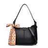 La Bolsa de Axila de Moda Más Vendida de Este Año para Mujeres Verano 2025 Moda Simple Bufanda de Seda Versátil Bolso de Hombro Cruzado para Viajes