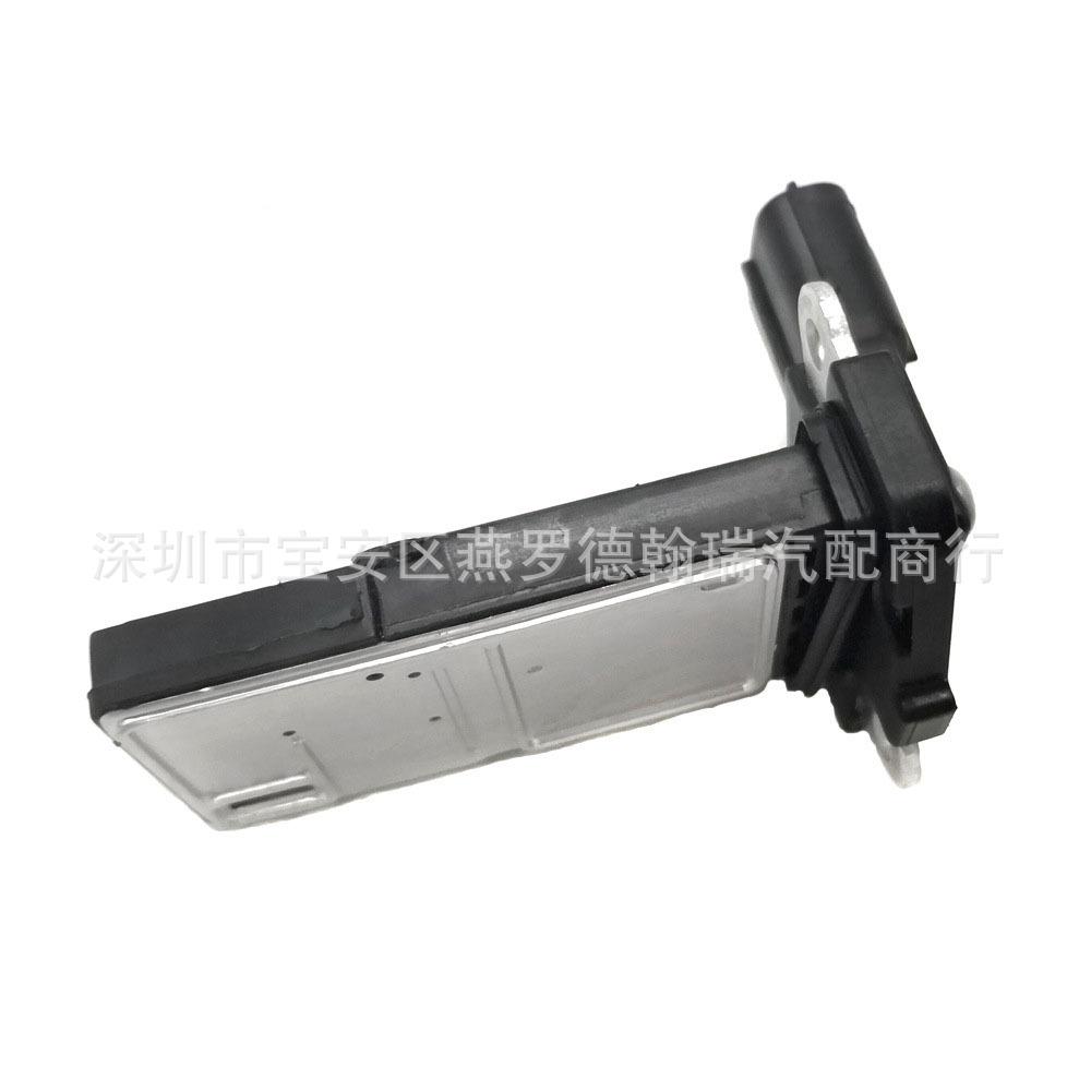 14145153513_983120258