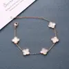 Pulsera de trébol de cuatro hojas de acero de titanio y oro rosa de 18 quilates europea y americana para mujer, no se decolora, diseño de nicho de Instagram, joyería transfronteriza de lujo ligero