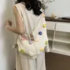 Bolsa de Crochê de Fio de Algodão Floral para Mulheres, Novo Modelo Verão 2026, Bolsa de Ombro de Grande Capacidade, Bolsa Tote Vazada Estilo Relax