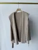 Abrigo con capucha de doble cara de lana y cachemira Xiaohe con cordones - un abrigo corto estilo bata con capucha y solapa grande