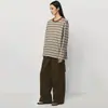 Camiseta Holgada de Manga Larga para Mujer, Estilo Nuevo Primavera y Verano, Algodón y Seda, Cuello Redondo Informal Perezoso, Rayas Tridimensionales, Bloques de Color, Borde Enrollado