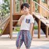 Traje de Manga Corta para Niños Nuevo Estilo de Verano Casual Pantalones Cropped Holgados para Niños Conjunto de Dos Piezas Ropa a la Moda Ropa para Niños