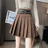 Saia mini plissada de veludo cotelê, foto real, coleção Outono Inverno 2026, saia feminina versátil, cintura alta, justa, anti-exposição, saia midi