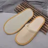 Pantuflas Gruesas Personalizadas al por Mayor para Hoteles de Lujo, Casas de Huéspedes, Salones de Belleza, Hospitalidad Doméstica Desechable, Engrosadas para Uso en Hotel