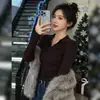 Suéter de cuello medio abierto estilo francés para mujer, nueva moda otoño e invierno 2025, elegante camiseta básica, top de manga larga ajustado