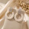 Pendientes de Perlas Vintage Estilo Francés, Pendientes Retro Exagerados de Lujo Ligero Nicho de Gama Alta, Accesorios para Orejas de Perlas Elegantes Estilo Coreano