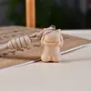 Llavero colgante de gato lindo tallado en madera maciza, decoración para bolso, adorno de gato de madera creativo con cola que se mueve