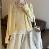 Cárdigan de punto calado estilo dulce para mujer, nueva colección de otoño 2026, con patchwork de encaje y un suéter camisola a juego, un conjunto de dos piezas