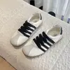 Zapatos de Entrenamiento Alemanes de Moda Versátil con Bloques de Color para Primavera/Otoño 2026 con Cordones Suela Plana Zapatos Casuales Retro Zapatos Deportivos Diarios para Mujer Suela Suave