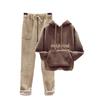Traje acolchado de terciopelo de cordero imitación para mujer otoño e invierno nuevo suéter bordado pantalones de pierna ancha de lana para mujer conjunto de dos piezas al por mayor
