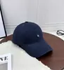 Gorra de béisbol vintage lavada de estilo coreano, relajada, para mujer, bordado de mini letra R, copa suave, visera curva, look casual para el día a día