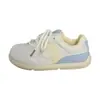 2026 Primavera Nuevo Estilo Mango Punta Zapatos de Entrenamiento Alemanes Cuero Planos Blancos Punta Ancha Zapatos para Mujer Zapatos Versátiles para Pies Anchos
