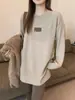 Camiseta de Otoño de Moda con Cuello Redondo, Mangas Largas de Felpa para Mujer, Estilo Más Grueso, Longitud Media, Holgada, Rejuvenecedora, Top Versátil para Vestir por Capas