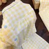 Estilo Nuevo Primavera y Otoño Conjunto de Dos Piezas de Pijama de Cuadros Amarillos para Niñas Cárdigan Cuello de Muñeca Doble Longitud Ropa de Casa Suelta Casual