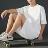 Novo Conjunto Esportivo Casual de Verão 2026 para Homens, Tecido Listrado 260g, Conjunto de Camiseta de Gola Redonda + Shorts