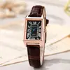 Reloj de Pulsera para Mujer Cuadrado Explosiones Transfronterizas Estilo Femenino Diseño de Nicho Moda de la Edad Media Fiesta de Estudiantes Correa Reloj de Pulsera Guangzhou