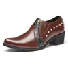Zapatos de Cuero Retro con Tacón Alto y Punta para Hombre, Talla Grande Formal de Negocios Casuales, Zapatos Cubanos con Remaches de Moda Europea y Americana para Hombre