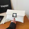 Bolsas Femininas Populares Inverno 2025 Novo Estilo Bolsa Envelope Feminina Simples Retrô Bolsa de Mão Casual Bolsa Feminina