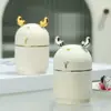 Dispensador automático de palillos de dientes, de alta gama y elegante, con un diseño único y creativo, que presenta un lindo motivo de ciervo en una paleta de colores cremosos, perfecto para uso doméstico y popular entre los influencers en línea.
