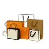 Bolsas de Regalo de Papel con Impresión de Logo en Stock, Bolsas de Compras Creativas, Bolsas Tote Promocionales para Joyería al por Mayor