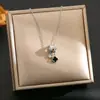 Collar de Acero de Titanio con Trébol de Cuatro Hojas y Estrella Full Diamante Estilo Coreano Lujo Ligero para Mujer, Cadena para Clavícula Dulce y Fresca, Cadena para Clavícula Simple, Moderna y Versátil