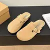 Mules Slip-On Estilo Birkenstock, Pequenas, Sola Grossa Aumenta Altura, Sola Macia, Estilo Francês, com Fivela, Novo Modelo Verão 2026