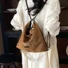 Bolso de Hombro Nuevo de Ante Otoño/Invierno 2026 Versátil Simple Estampado de Leopardo Bolso Tote Moda Viaje Diario Mochila Casual
