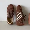 Kalaoye zapatillas de entrenamiento alemanas súper populares para mujer, zapatillas retro de retazos para otoño, zapatos casuales de cuero genuino con plataforma interior, zapatos juveniles de moda