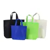 Bolsas de tela no tejida, disponibles en stock, con impresión a color, para ir de compras y como regalo; venta al por mayor del fabricante; bolsas con logo personalizado y bolsas no tejidas