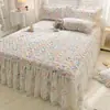 Estilo Princesa Coreana Pieza Única Ribete de Encaje Edredón Faldón de Cama Juego de Tres Piezas Cubrecama Engrosado Antideslizante con Borde de Falda Faldón de Cama