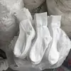 Meias Brancas de Cano Médio e Alto para Homens e Mulheres, Estilos Variados, Adequadas para Vendedores Ambulantes e Feiras Noturnas