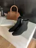 []Botas de Cano Curto Quadradas Estilo Francês Retrô com Salto Grosso Femininas Outono 2026 Novas Botas Emagrecedoras