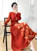 Directamente del fabricante: 26 Atuendos Vintage Elegantes Que Te Hacen Ver Más Joven, Delgado y Esconden tu Vientre, con un Toque de Lujo y Vestido Plisado con Lámina Dorada